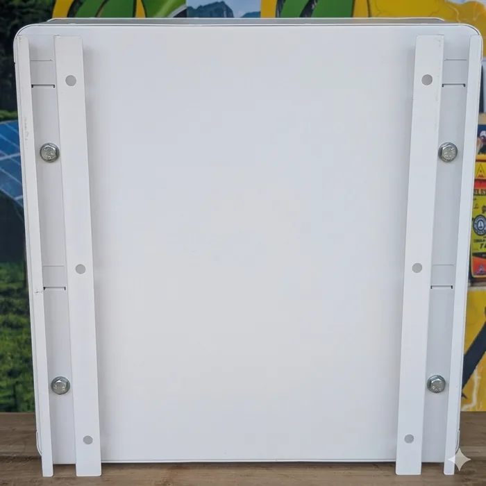 Batería de litio LifePO4 MUST (Pared) 24V-100Ah | 6000 Ciclos — vista 4