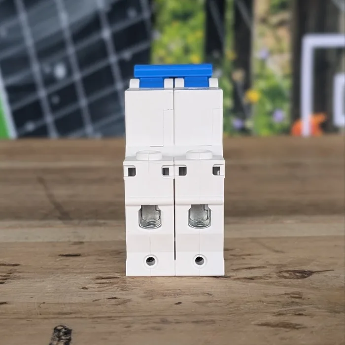 Breaker Termomagnético CHINT AC 32A 2P | 220V — vista 4