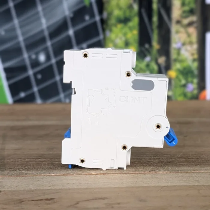 Breaker Termomagnético CHINT AC 40A 2P | 220V — vista 4