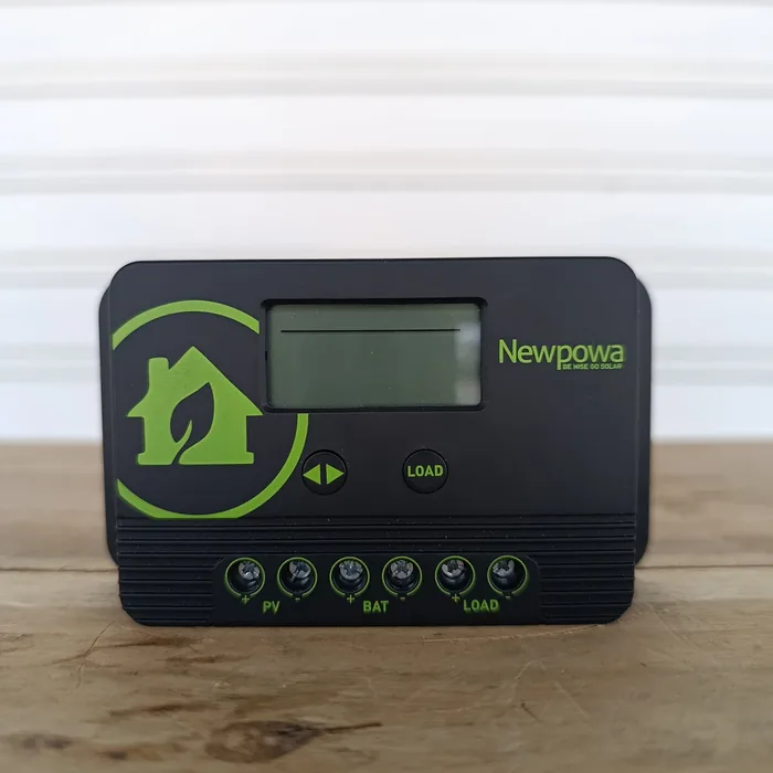 Controlador PWM 12V/24V 20Ah NEWPONA — vista 2