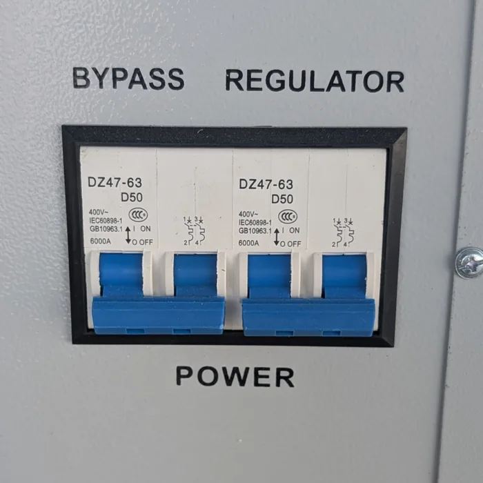 Estabilizador y elevador de voltaje 220V | 20KVA — vista 4