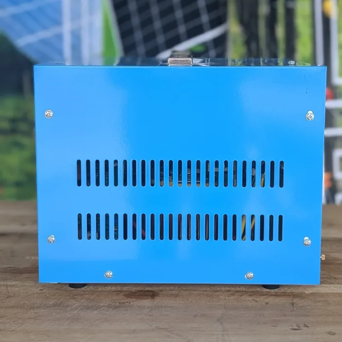 Estabilizador y elevador de voltaje 220V | 3KVA — vista 3